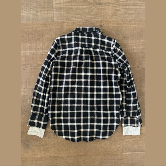 monrow plaid flannel button down shirt - Picture 5 of 5